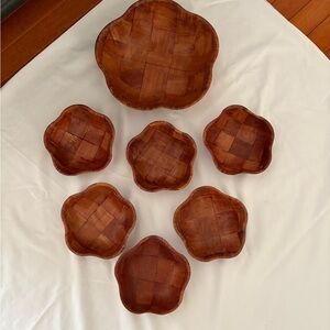 Parquet Wooden Flower-Shaped Bowl Set.
